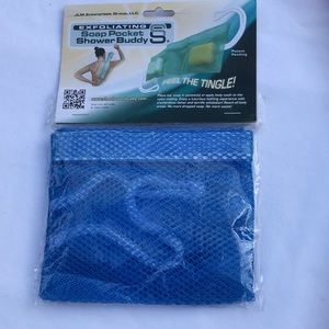 Five back scrubbing NIB mesh long washcloths